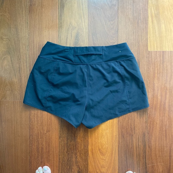 Reebok gym shorts - Picture 3 of 8